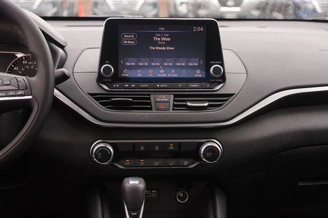 Used 2022 Nissan Altima 2.5 SV image 22