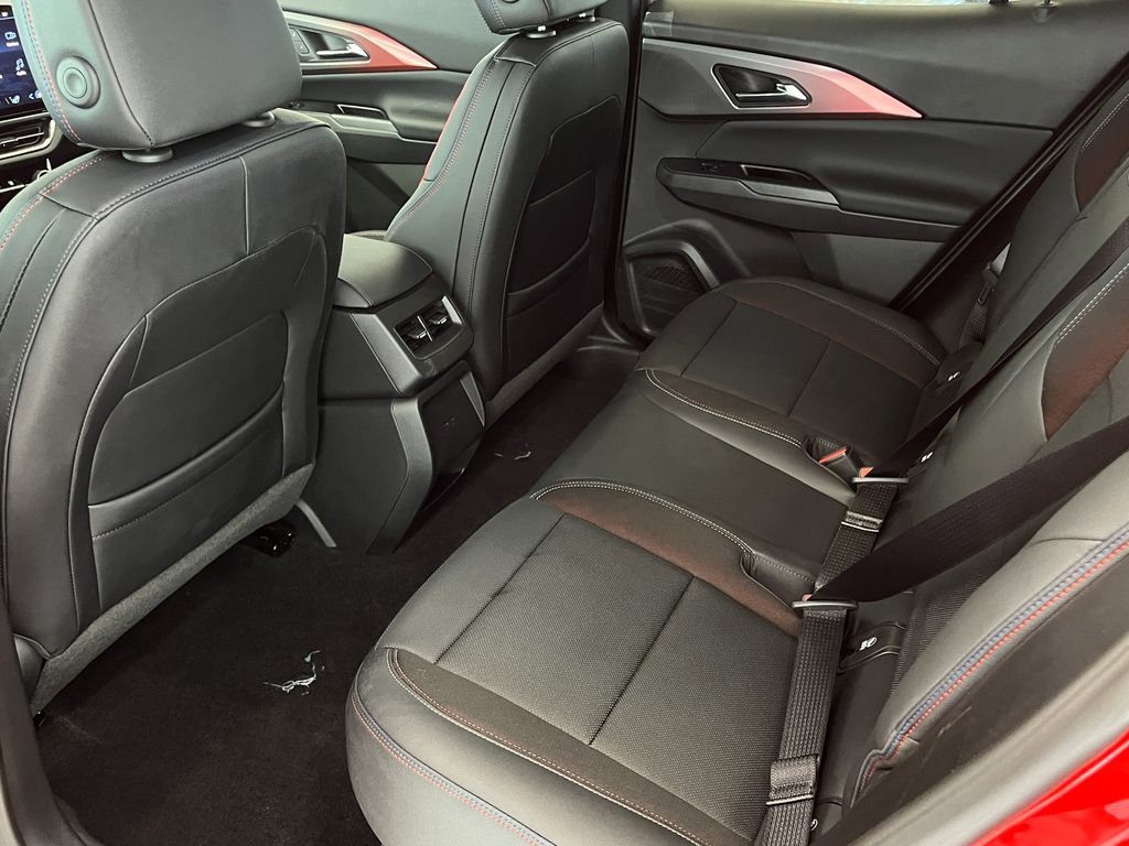 Used 2025 Chevrolet Equinox EV RS image 29