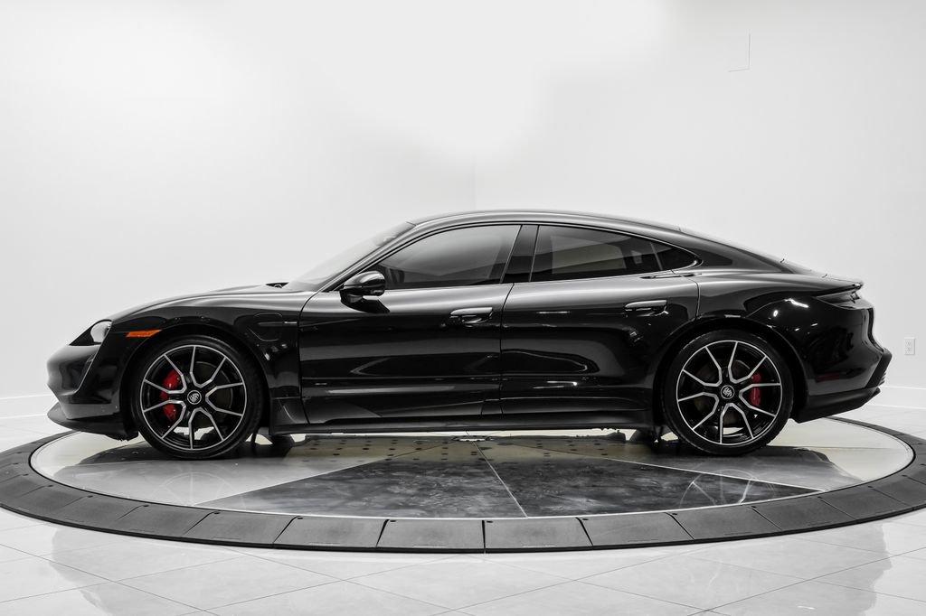 Used 2024 Porsche Taycan 4S AWD/4WD image 12