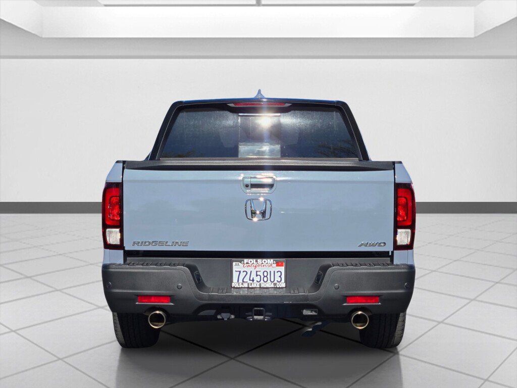Certified 2023 Honda Ridgeline Black Edition image 6