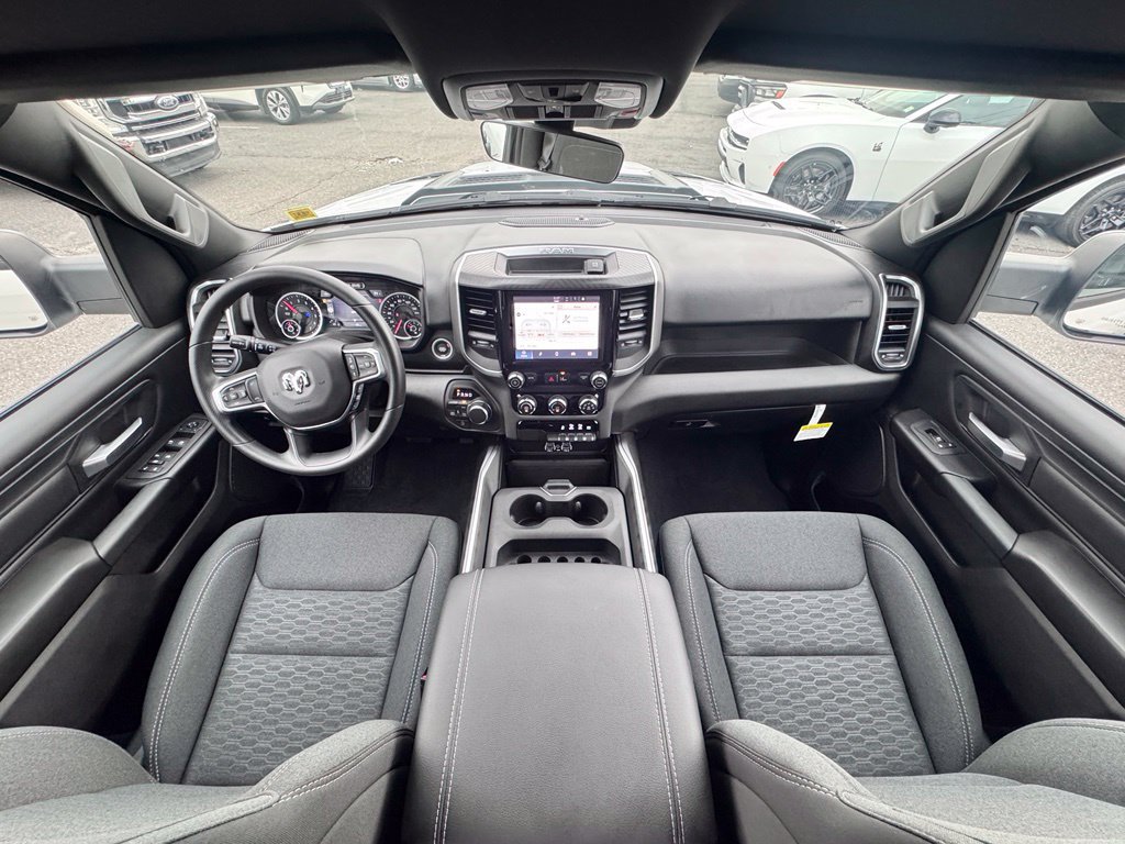 New 2026 RAM 1500 Express AWD/4WD image 26