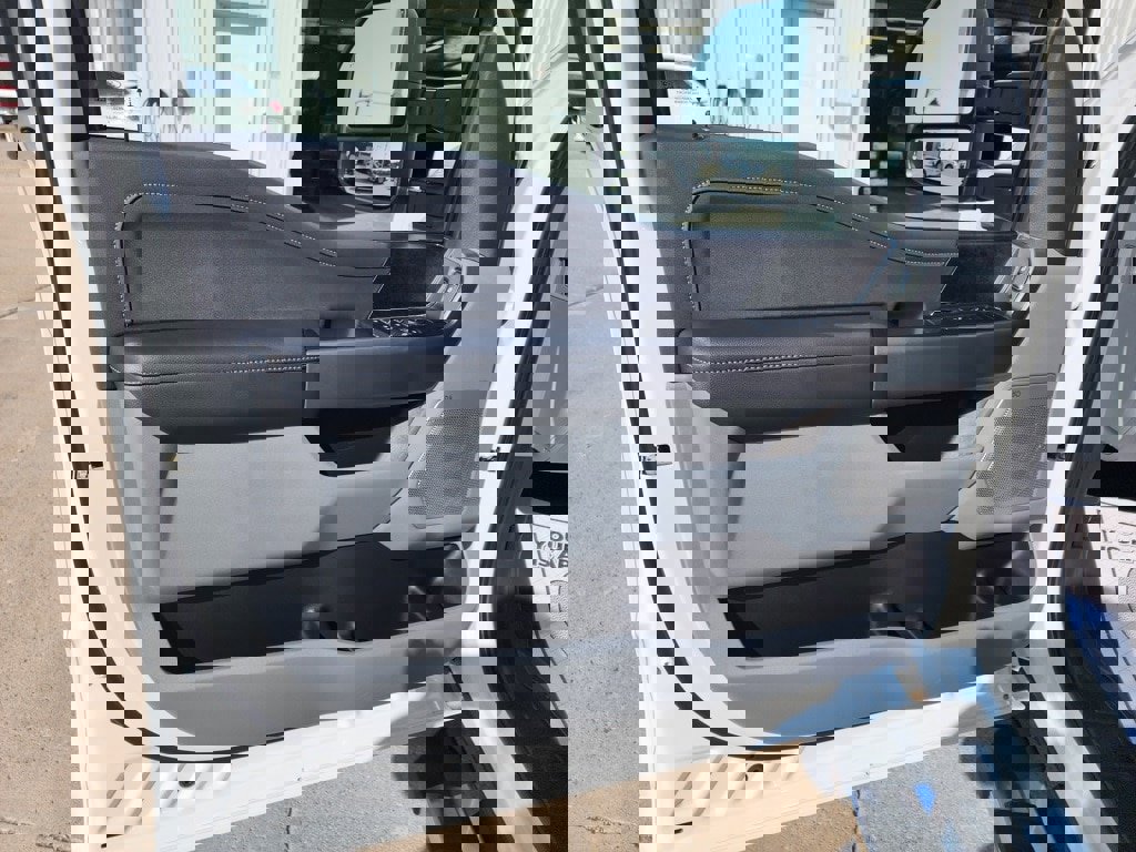 New 2026 Ford F350 XLT image 9