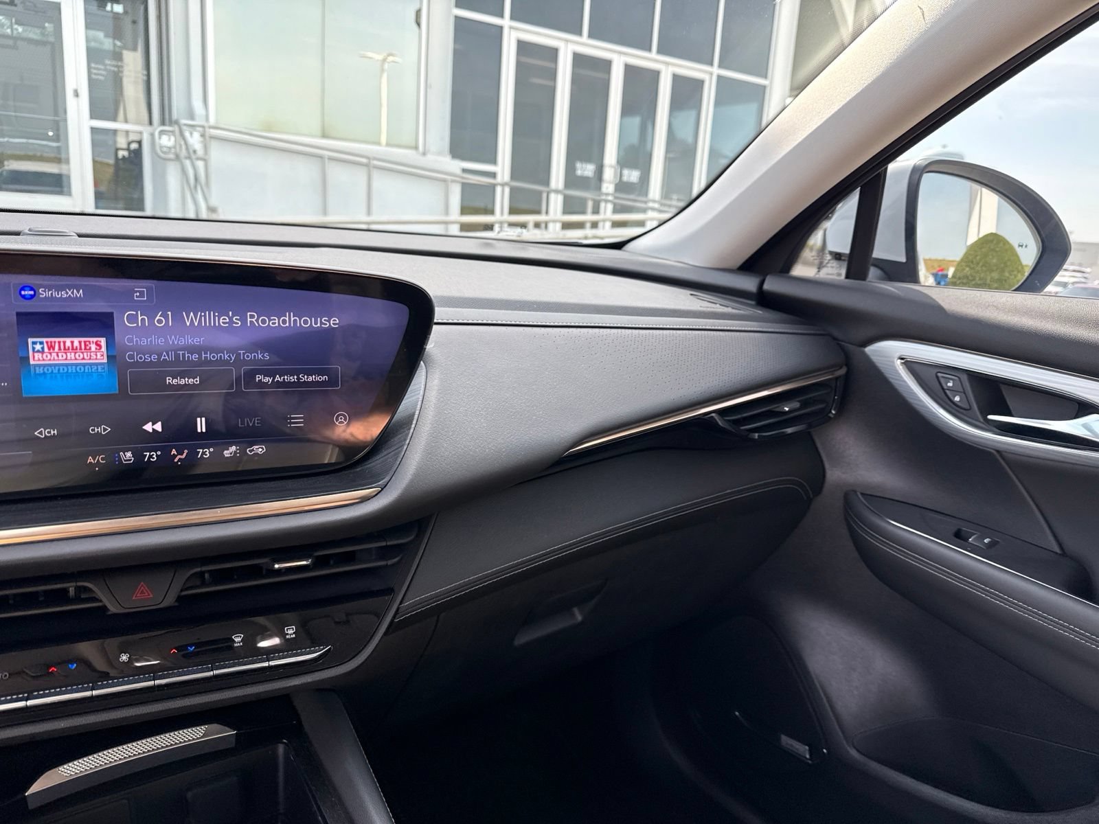 Used 2024 Buick Envision Avenir AWD/4WD image 27