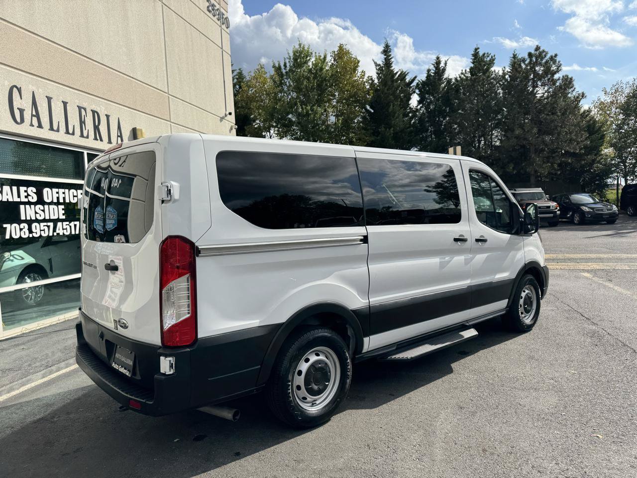 Used 2021 Ford Transit 150 XL RWD image 14