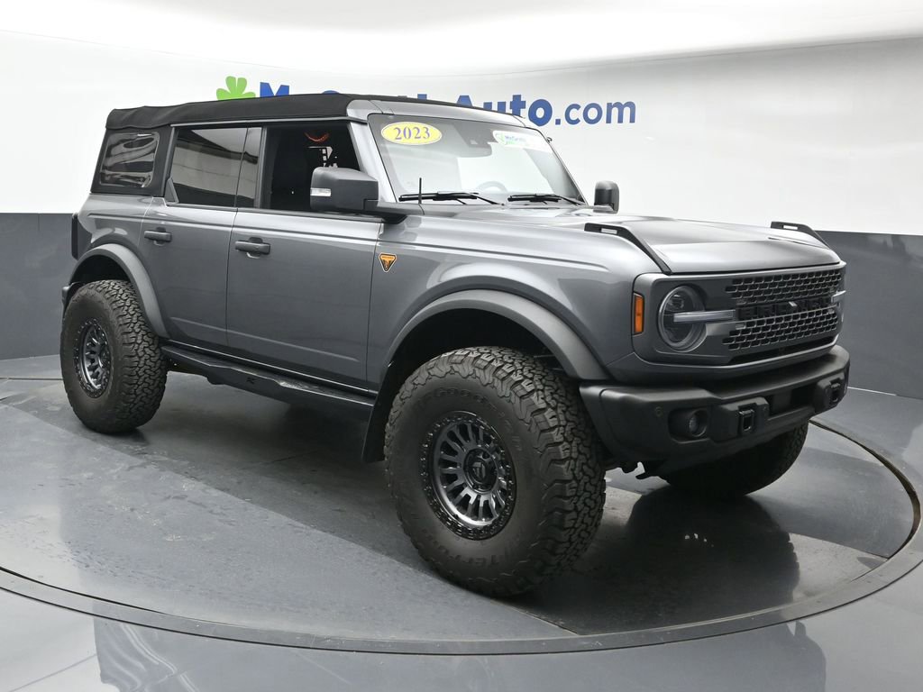 Used 2023 Ford Bronco Badlands image 2