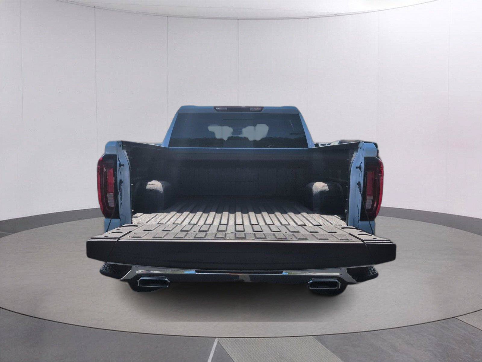 New 2026 GMC Sierra 1500 SLT w/ SLT Premium Plus Package AWD/4WD image 5