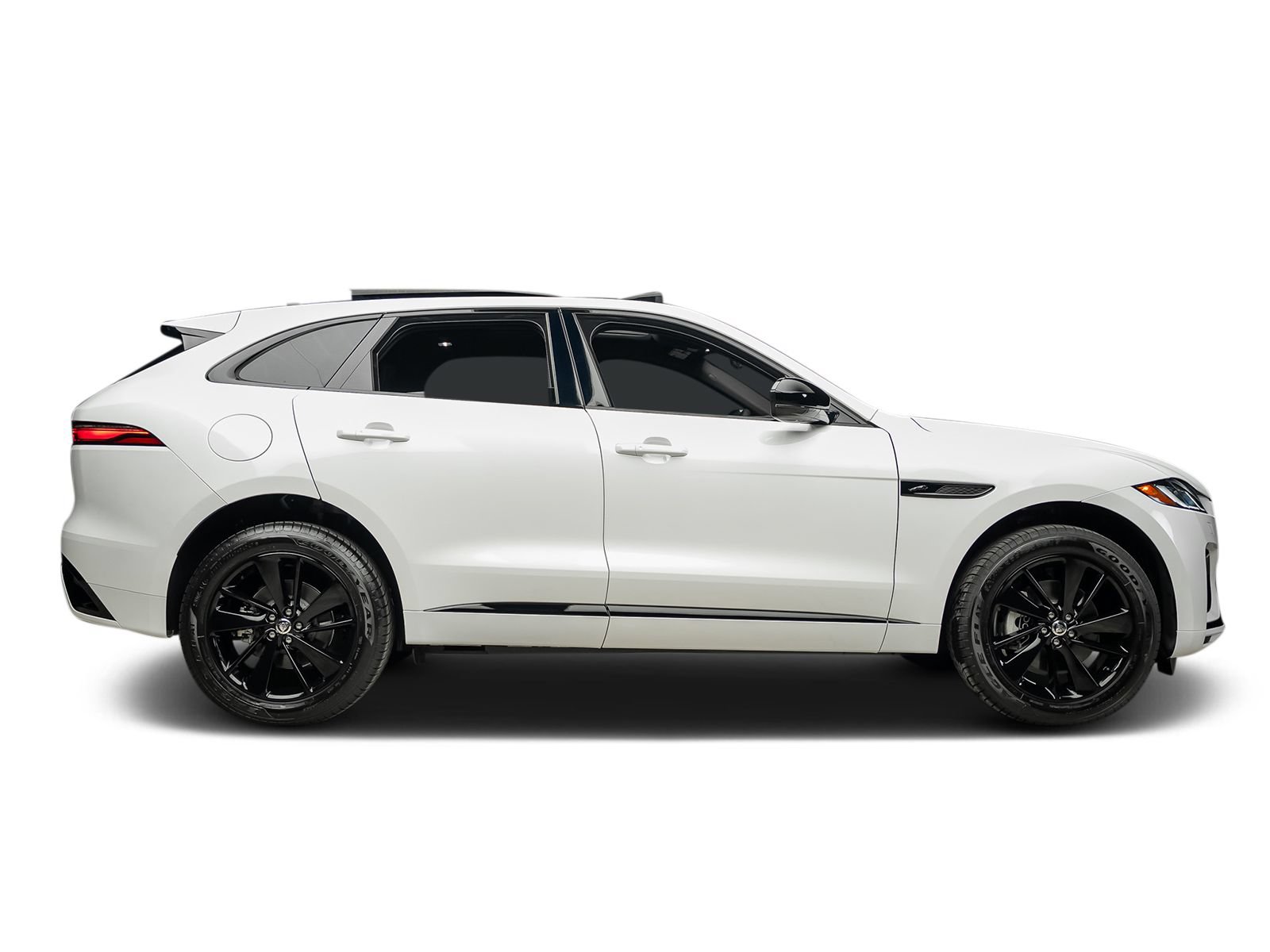 Used 2025 Jaguar F-PACE R-Dynamic S AWD/4WD image 5