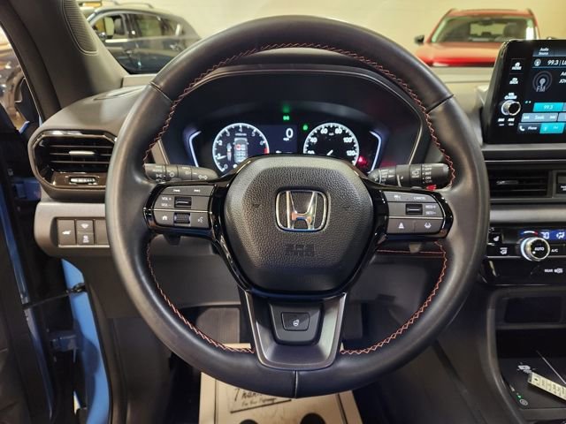 Certified 2023 Honda Pilot TrailSport image 18