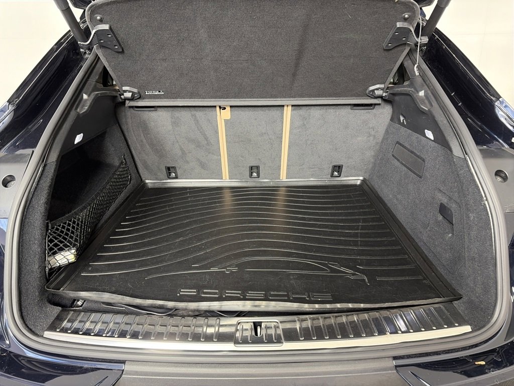 Used 2021 Porsche Cayenne S image 25