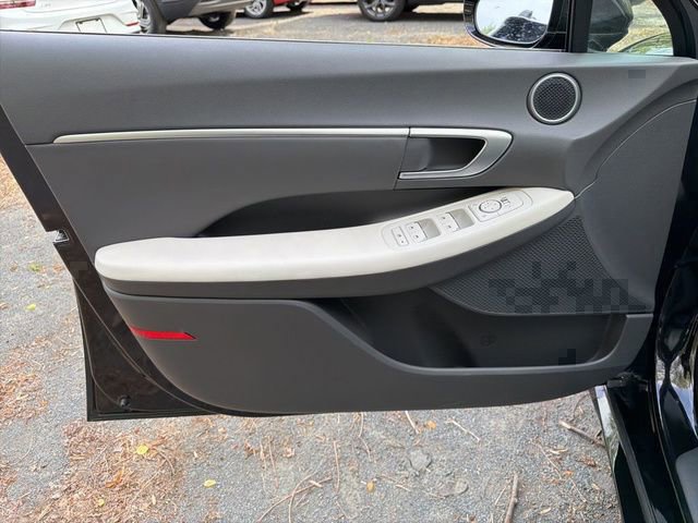 Certified 2025 Hyundai Sonata SEL AWD/4WD image 16