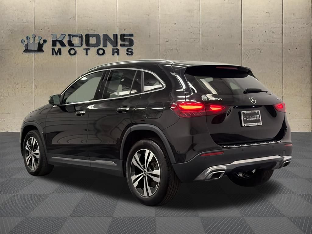 Used 2025 Mercedes-Benz GLA 250 4MATIC image 6