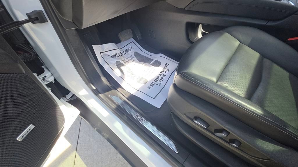 Used 2025 Cadillac XT5 Premium Luxury image 22