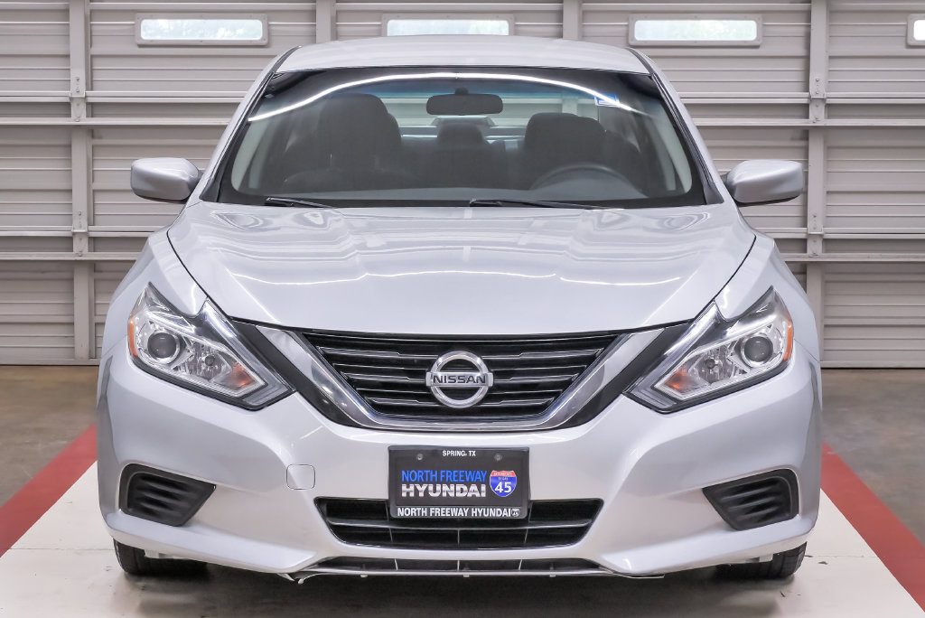 Used 2018 Nissan Altima 2.5 S w/ S Convenience Package FWD image 4