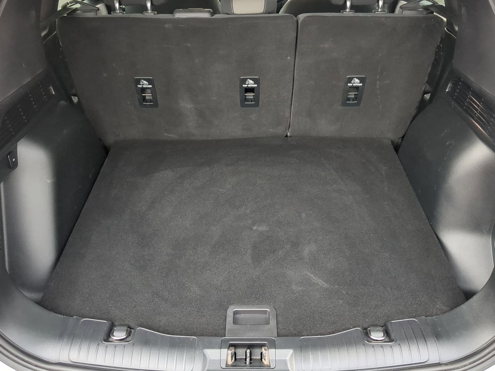 Used 2020 Ford Escape SE image 34