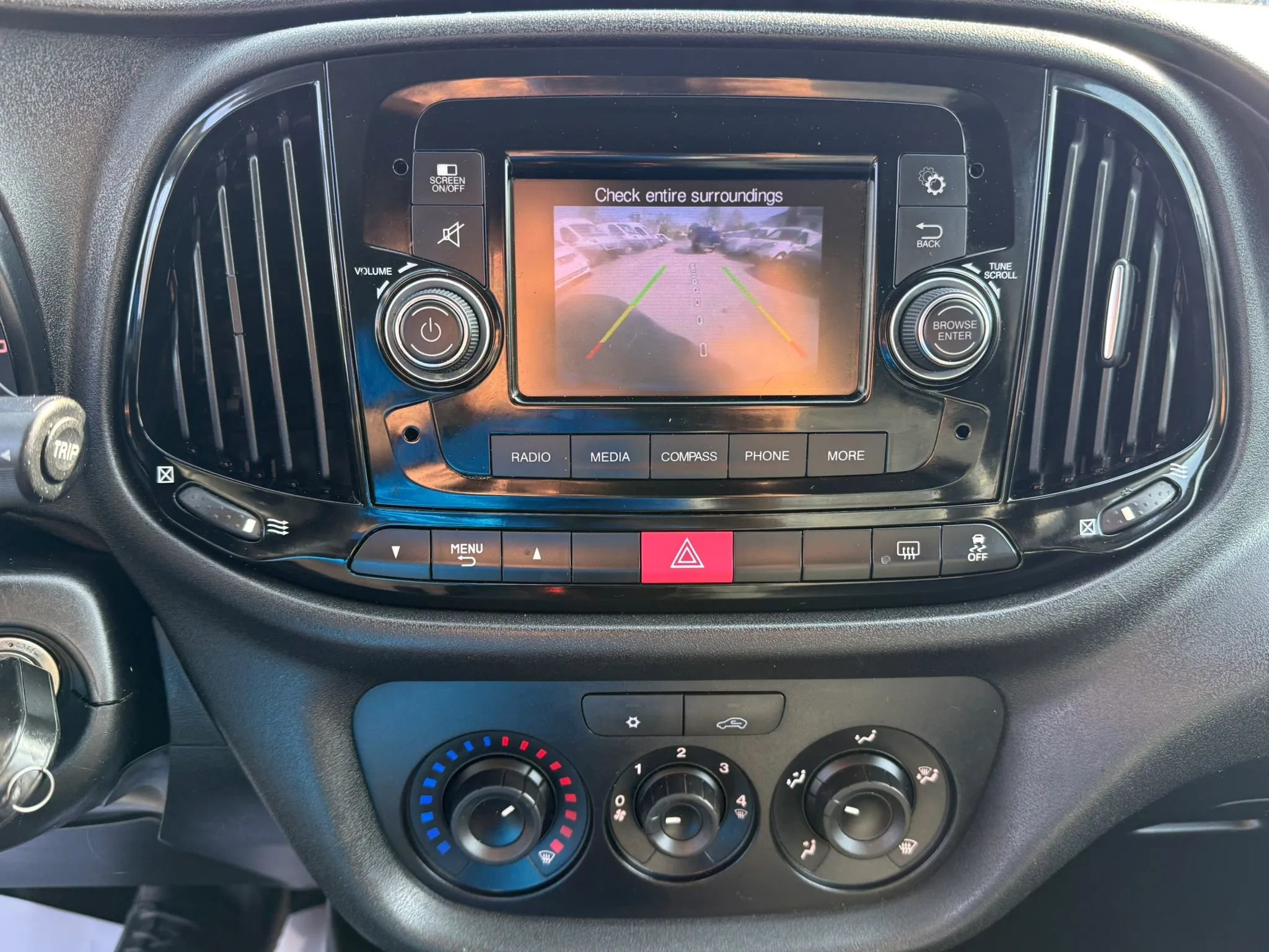 Used 2019 RAM ProMaster City Tradesman SLT image 7