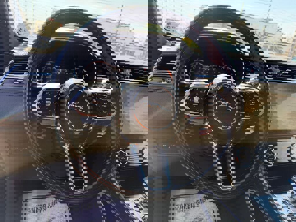 Used 2022 Jaguar F-PACE S image 12