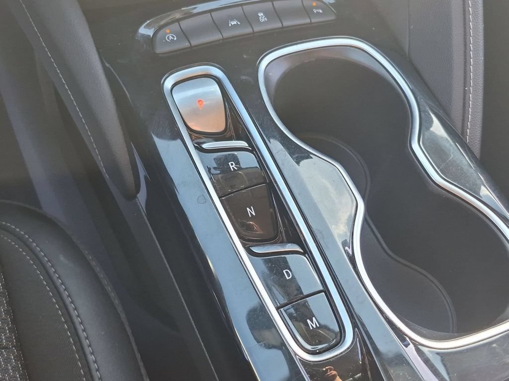 Certified 2021 Buick Envision Preferred FWD image 16