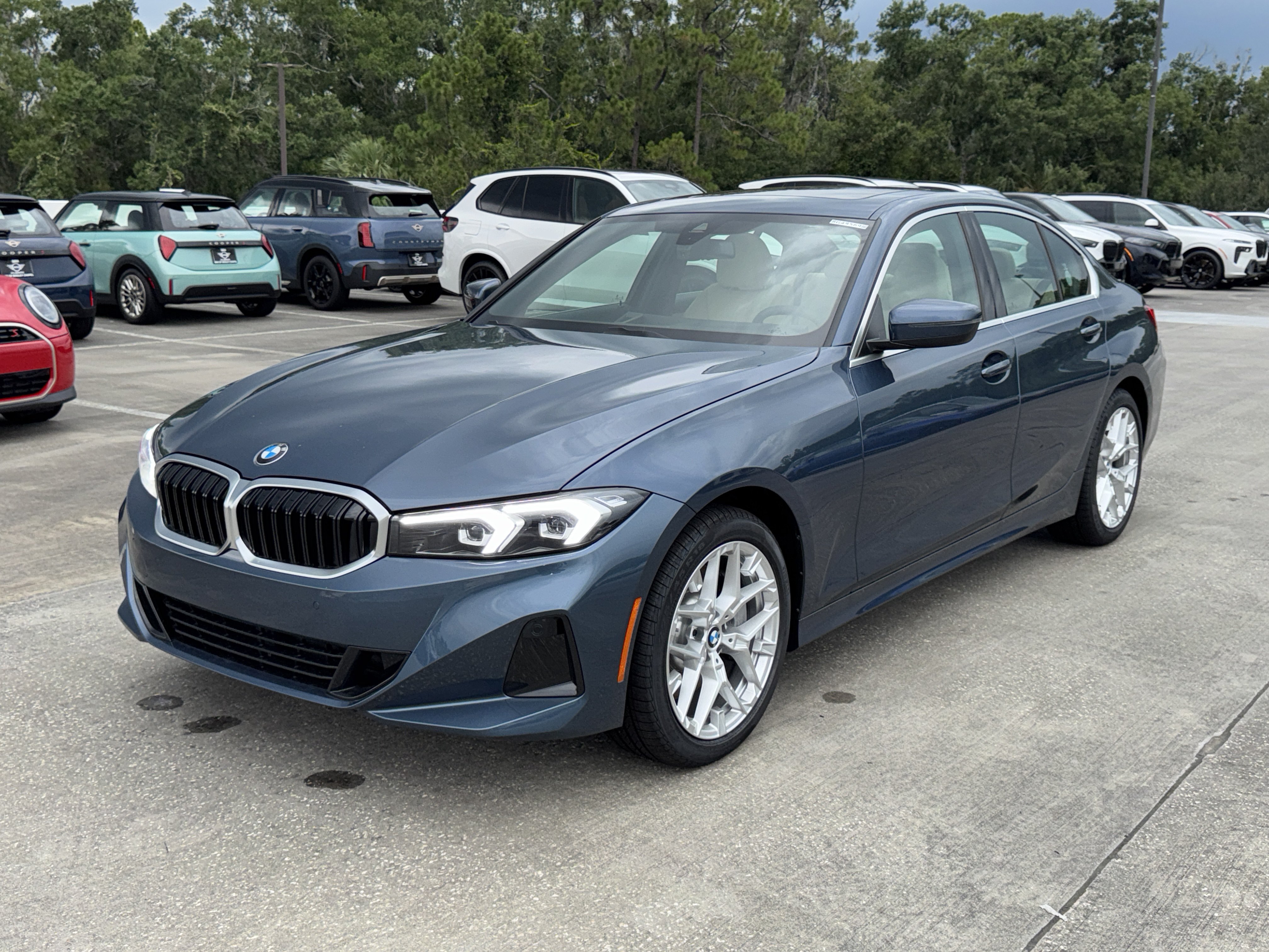 New 2026 BMW 330i Sedan w/ Premium Package RWD image 3