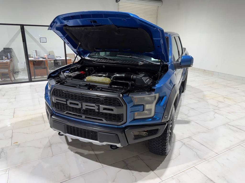 Used 2019 Ford F150 Raptor w/ Equipment Group 802A Luxury AWD/4WD image 4