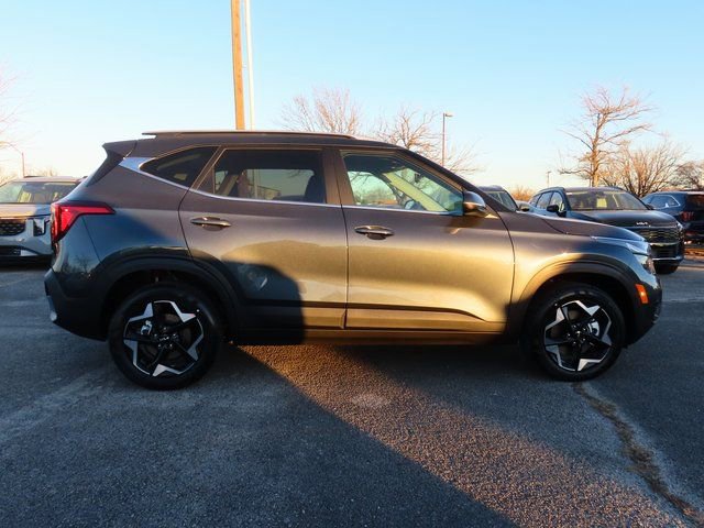 New 2026 Kia Seltos EX AWD/4WD image 8