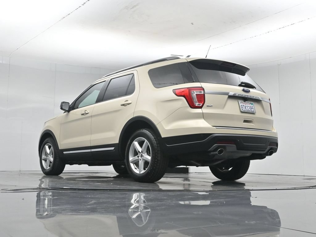 Certified 2018 Ford Explorer XLT w/ Equipment Group 201A FWD image 55