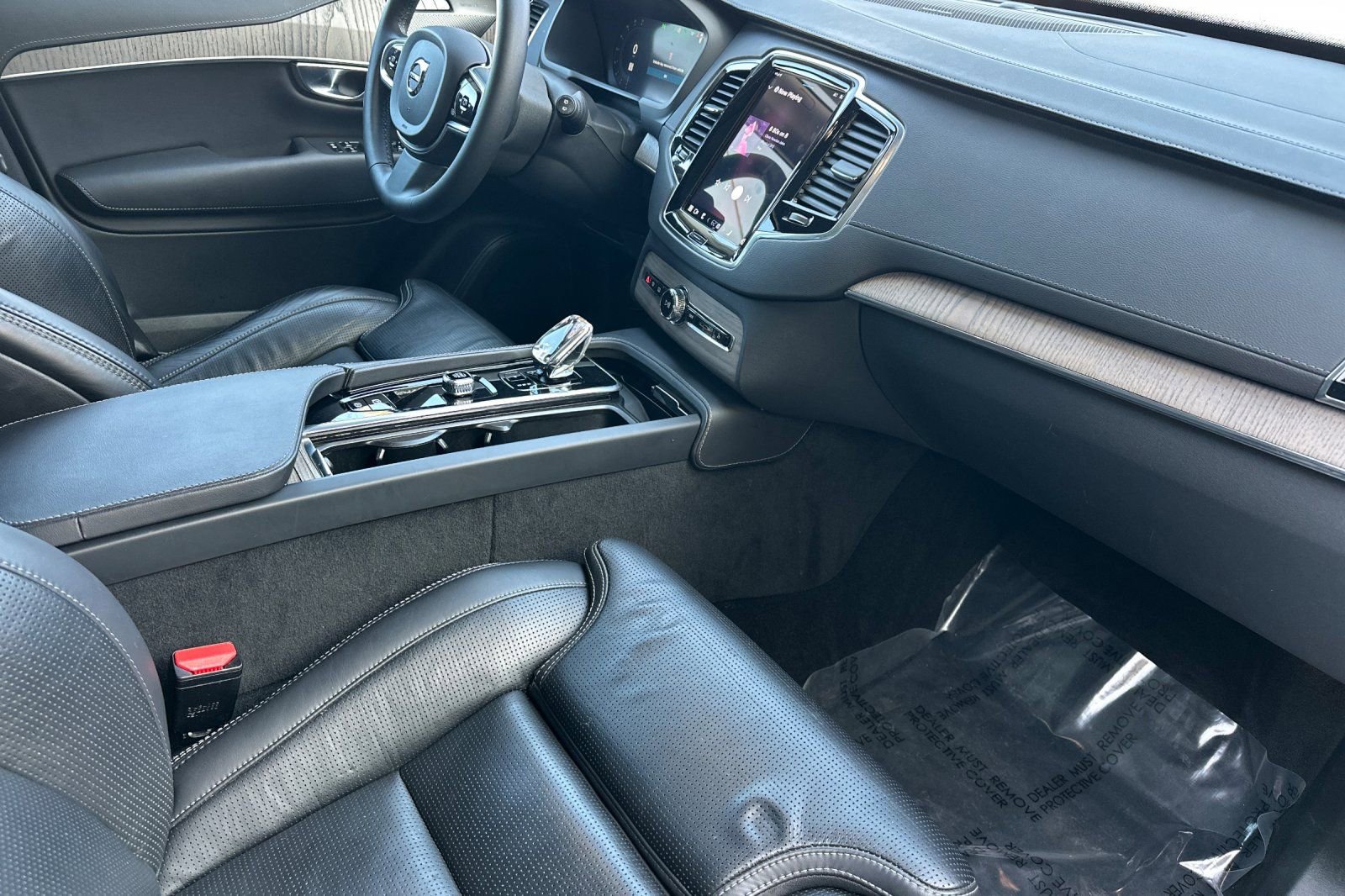 Certified 2023 Volvo XC90 T8 Ultimate image 19