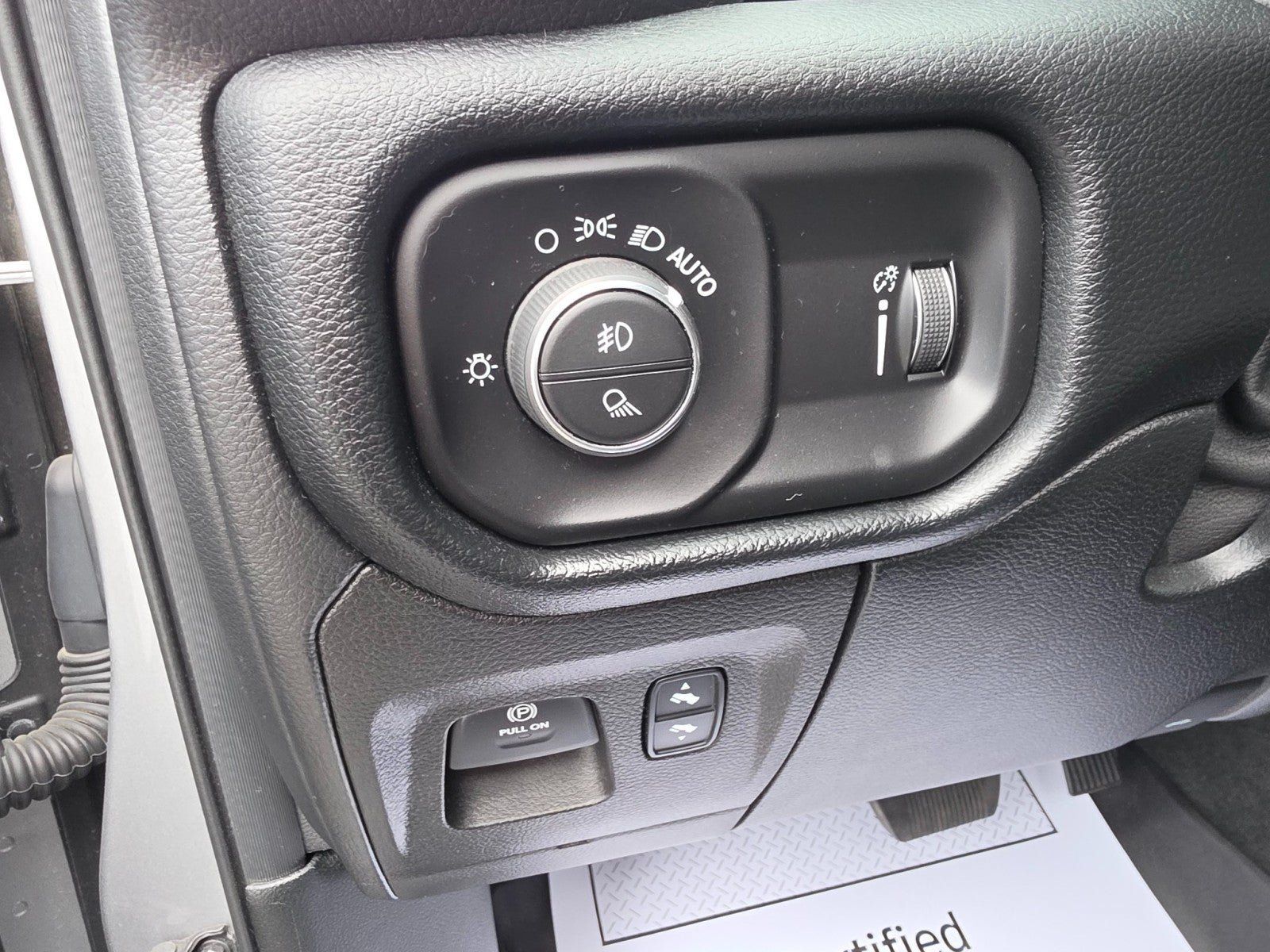 Used 2021 RAM 1500 Big Horn AWD/4WD image 35