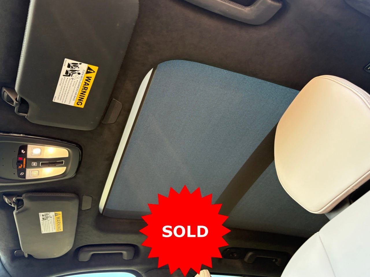 Certified 2025 Volvo XC90 T8 Ultra w/ Lounge Package image 30