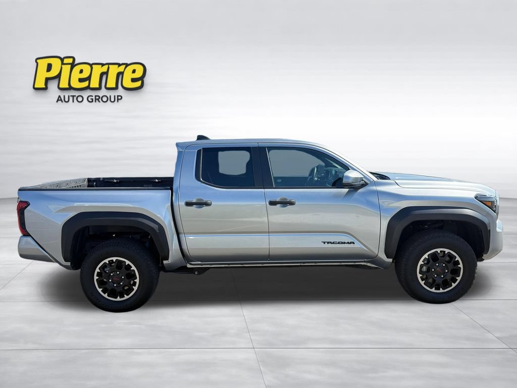 Used 2024 Toyota Tacoma TRD Off-Road w/ TRD Off Road Upgrade Package AWD/4WD image 3