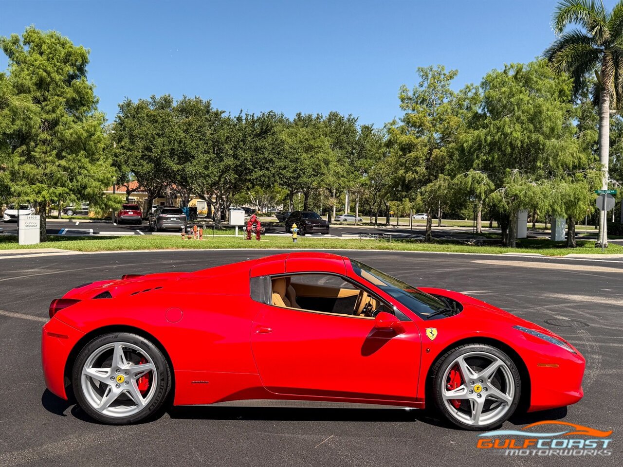 Used 2014 Ferrari 458 Spider RWD image 60