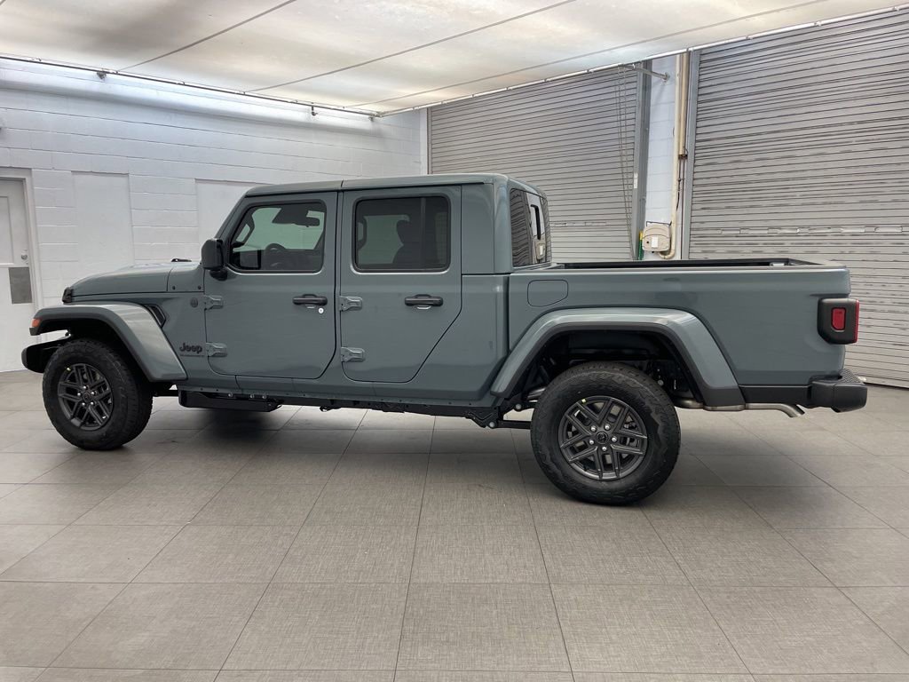 New 2026 Jeep Gladiator Sport image 5