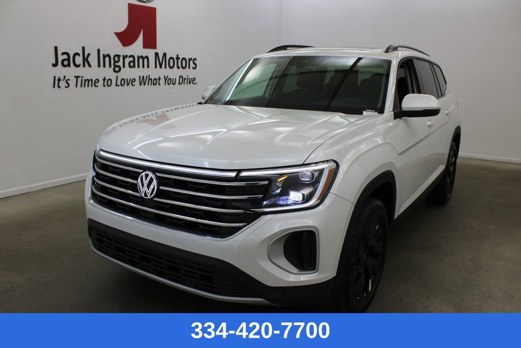 New 2026 Volkswagen Atlas SE FWD image 1