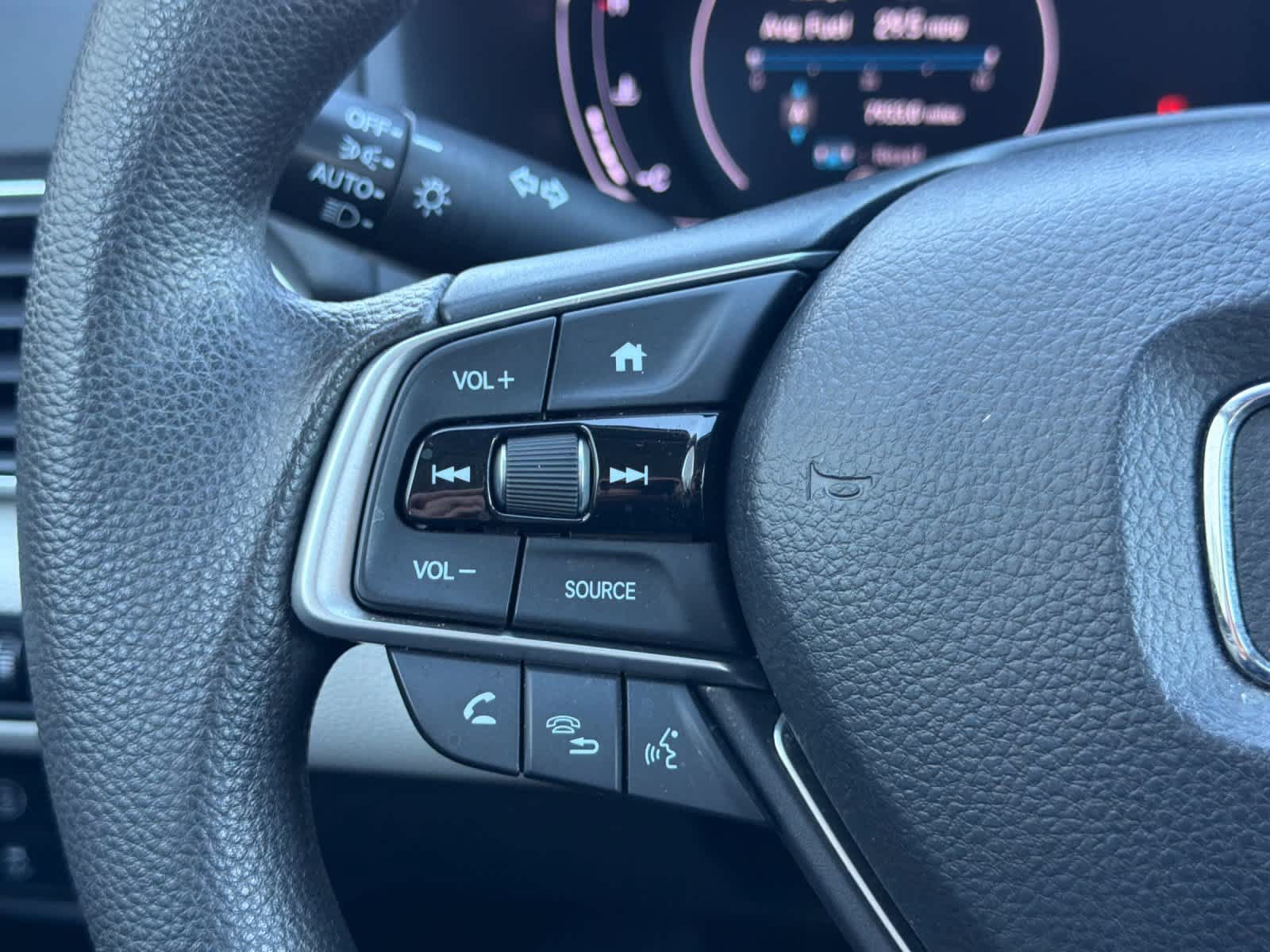 Used 2020 Honda Accord LX image 24