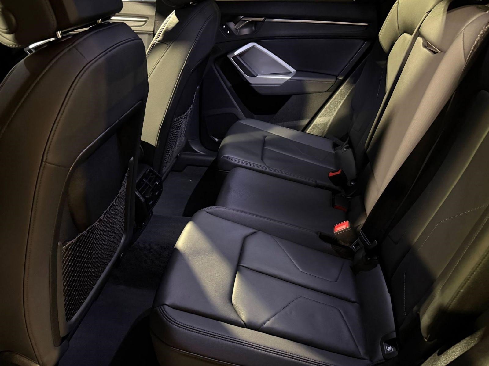 Certified 2025 Audi Q3 2.0T Premium w/ Convenience Package image 24