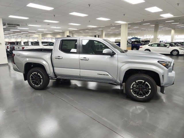 New 2025 Toyota Tacoma TRD Sport image 6