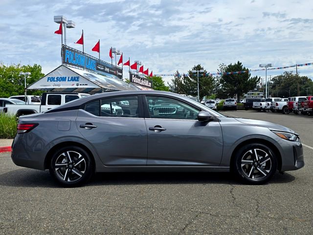 Used 2024 Nissan Sentra SV image 7