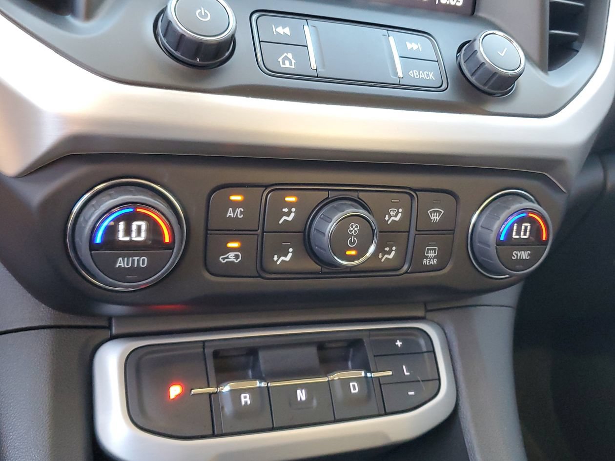 Used 2023 GMC Acadia SLT w/ Technology Package FWD image 22