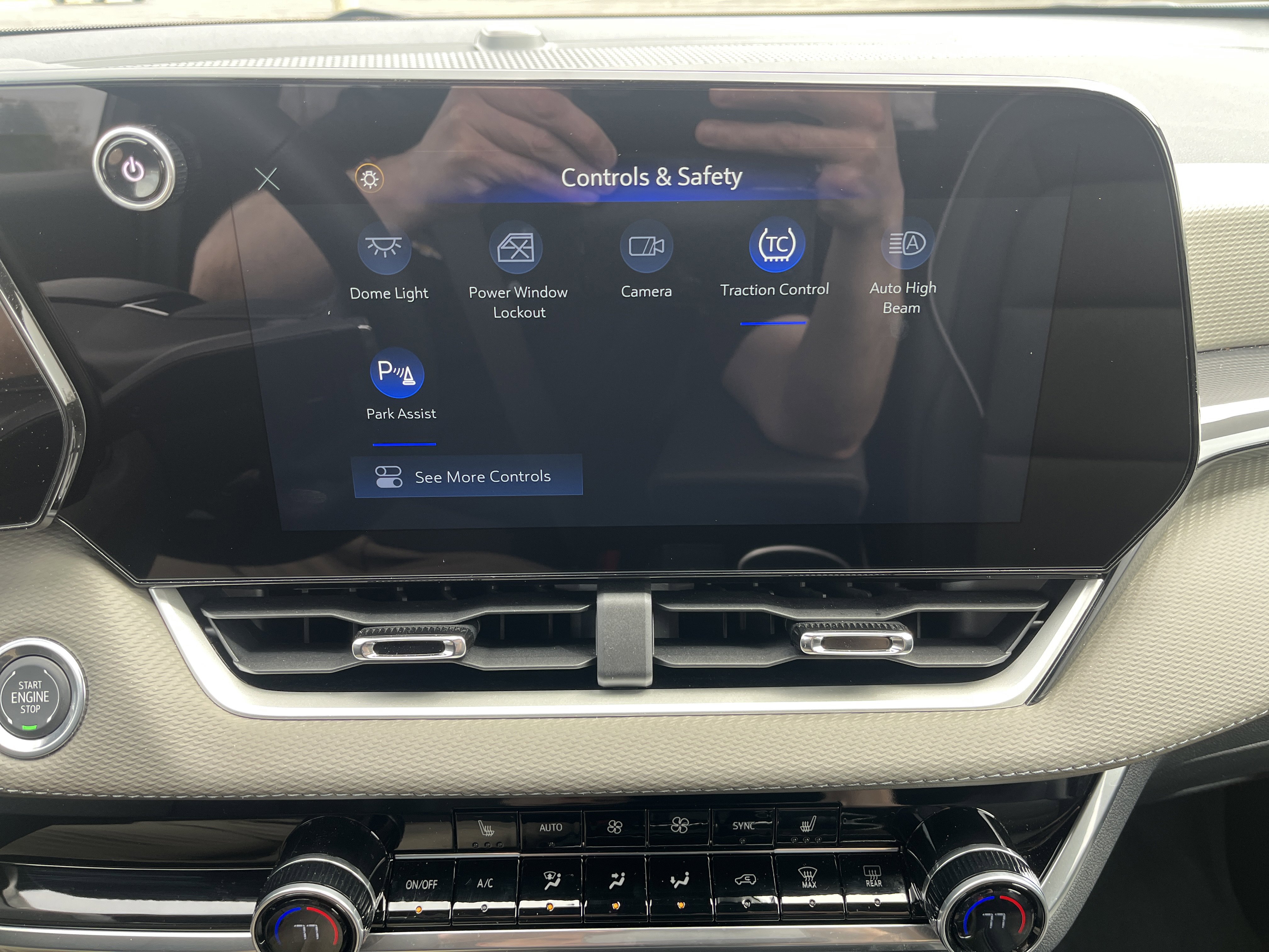 Used 2026 Chevrolet Equinox LT w/ Convenience Package II image 24