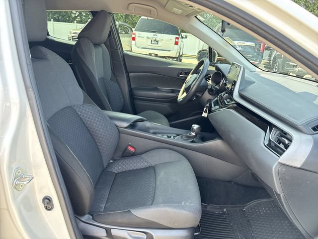 Used 2020 Toyota C-HR LE FWD image 26