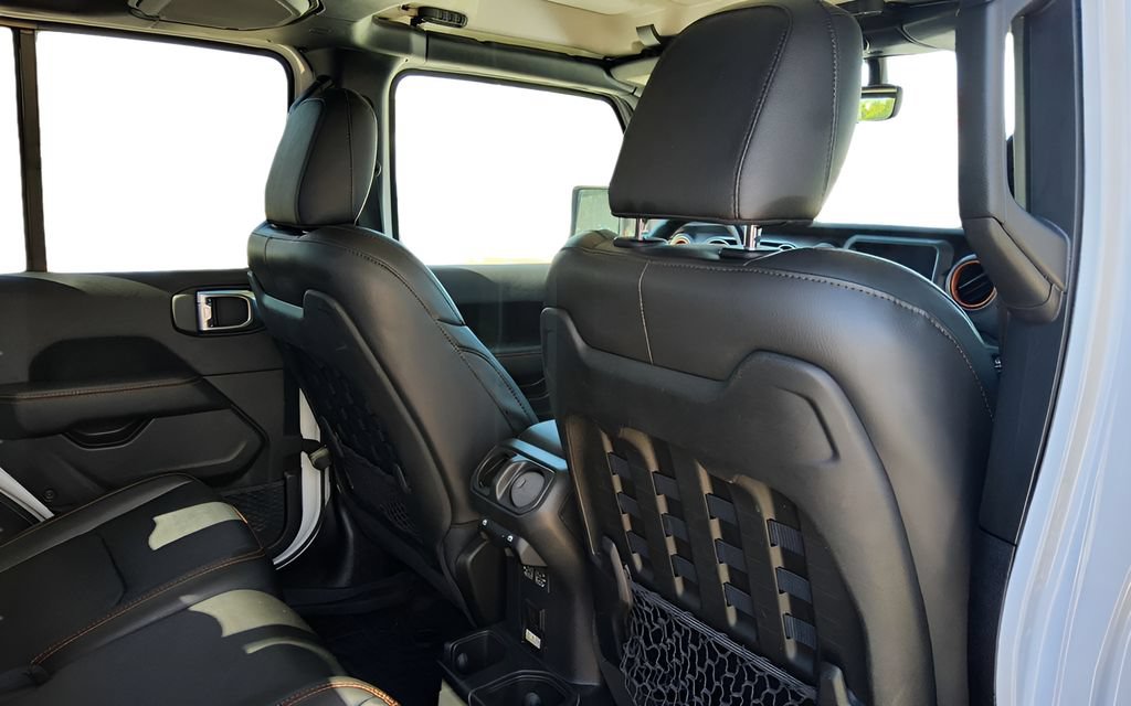 Used 2023 Jeep Gladiator Mojave w/ LED Lighting Group AWD/4WD image 44