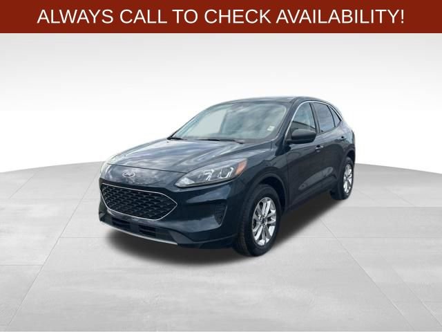 Used 2022 Ford Escape SE w/ Cold Weather Package image 3