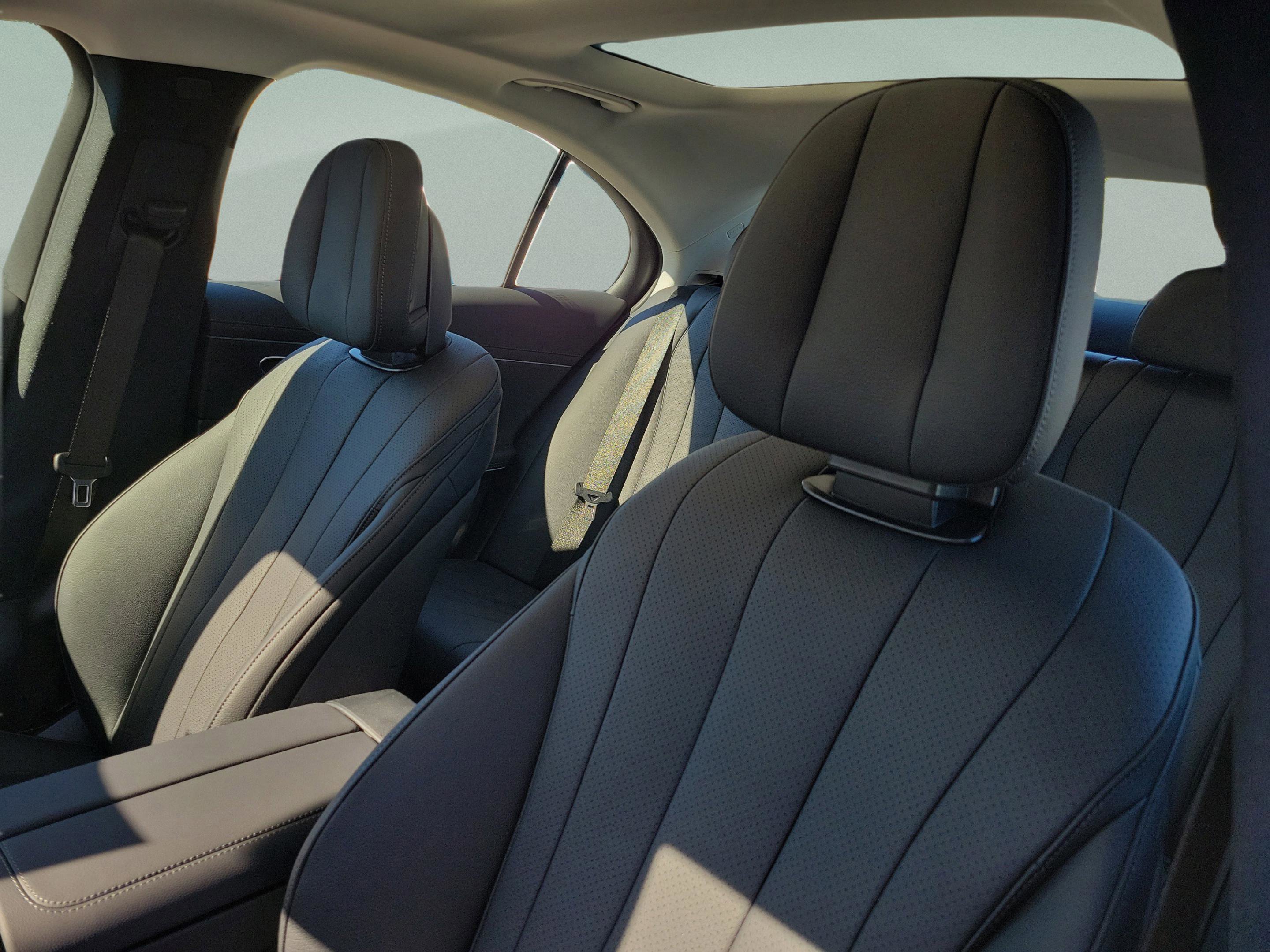 New 2026 Mercedes-Benz E 350 Sedan image 23