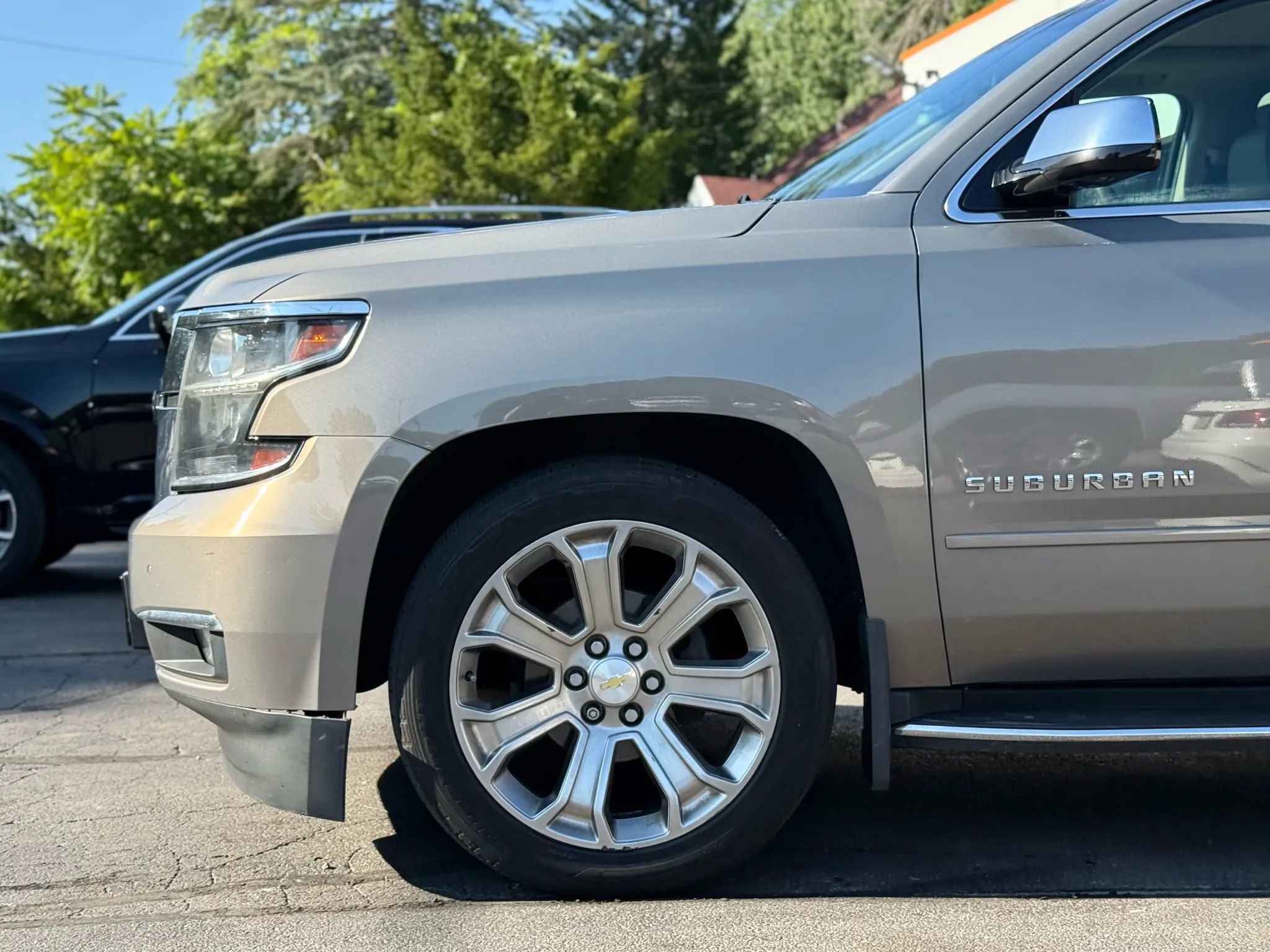 Used 2017 Chevrolet Suburban Premier image 56