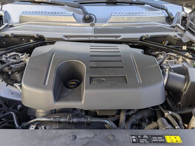Used 2022 Land Rover Defender 110 SE AWD/4WD image 25
