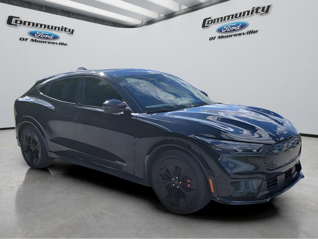 New 2025 Ford Mustang Mach-E GT image 3