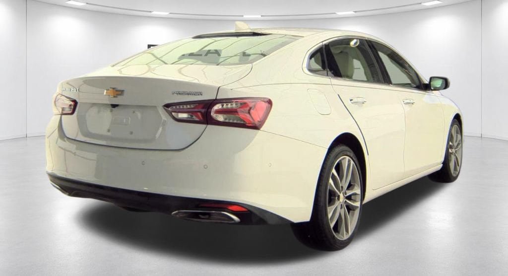 Used 2020 Chevrolet Malibu Premier FWD image 4