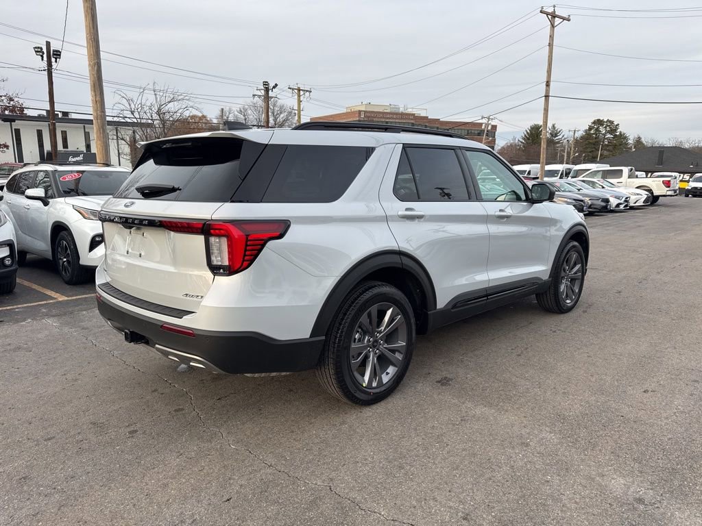 New 2026 Ford Explorer Active w/ Active Comfort Package image 6