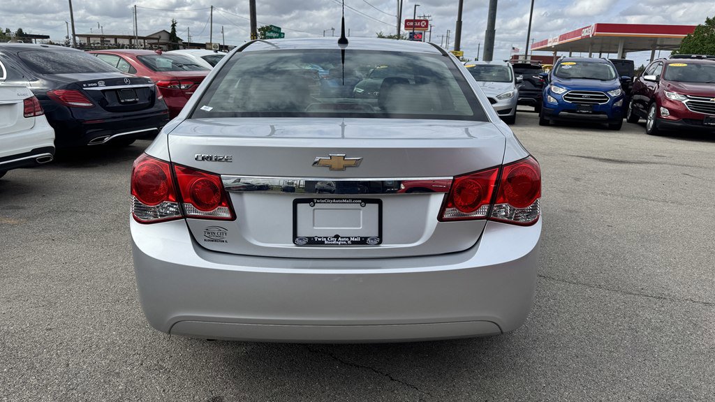 Used 2011 Chevrolet Cruze LS w/ Connectivity Package FWD image 8