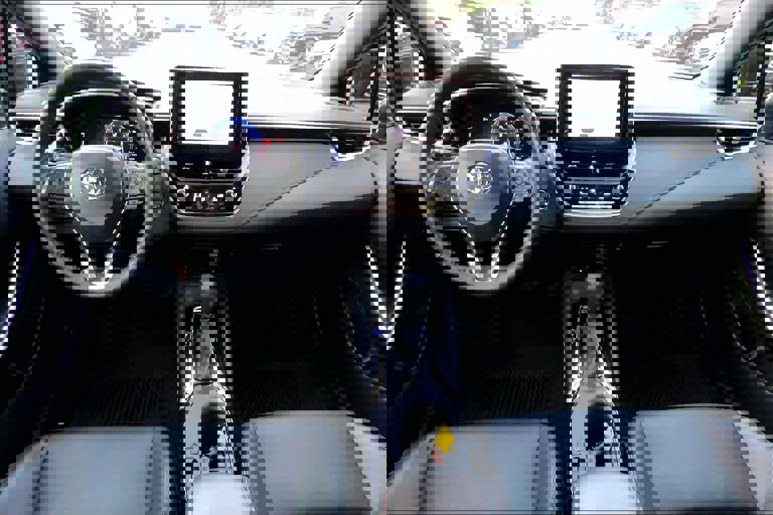 Used 2024 Toyota Corolla XSE FWD image 15