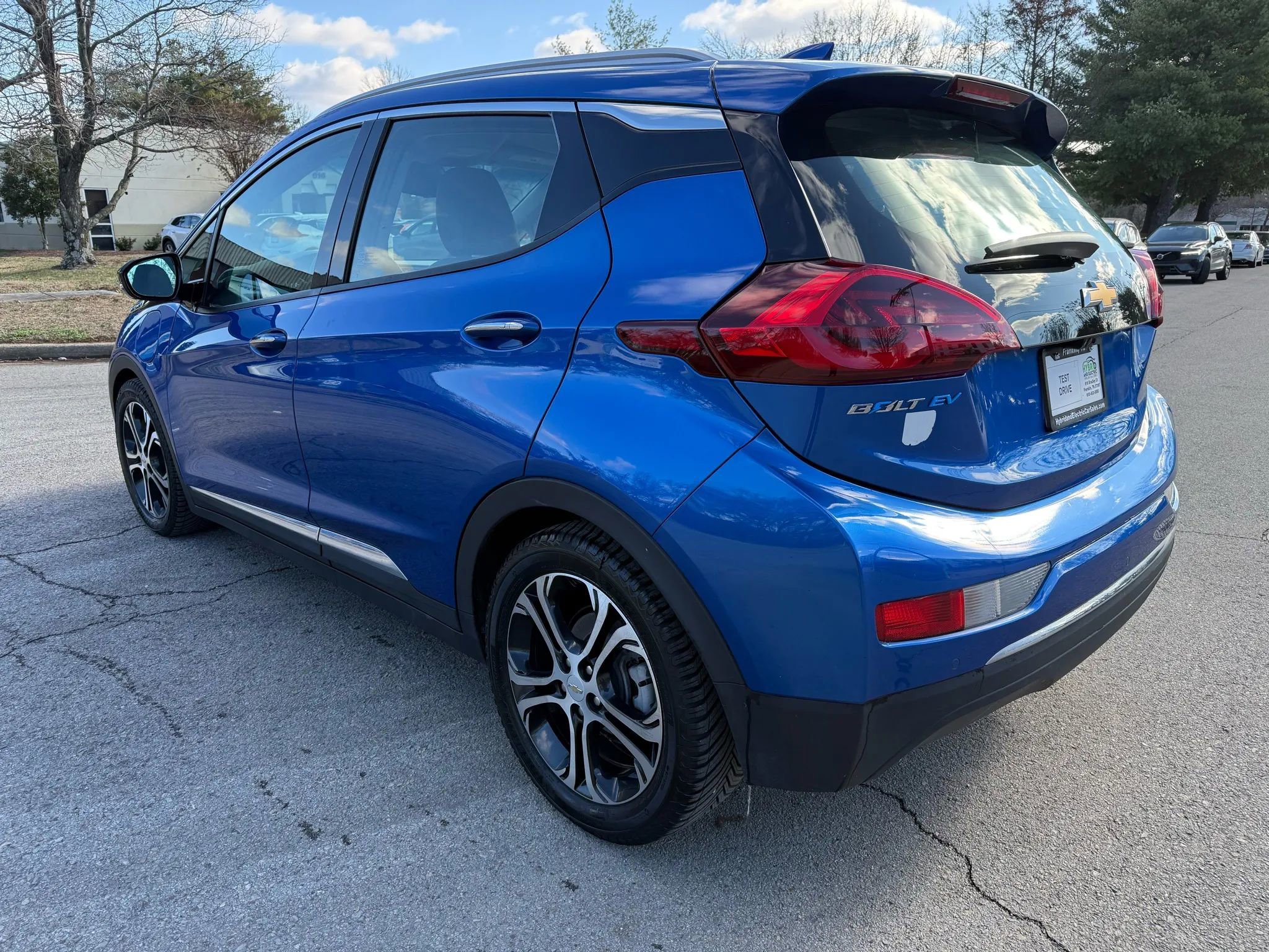 Used 2017 Chevrolet Bolt Premier w/ Driver Confidence II Package image 5